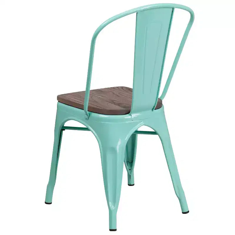 Chaise de salle à manger empilable en métal coloré avec assise en bois