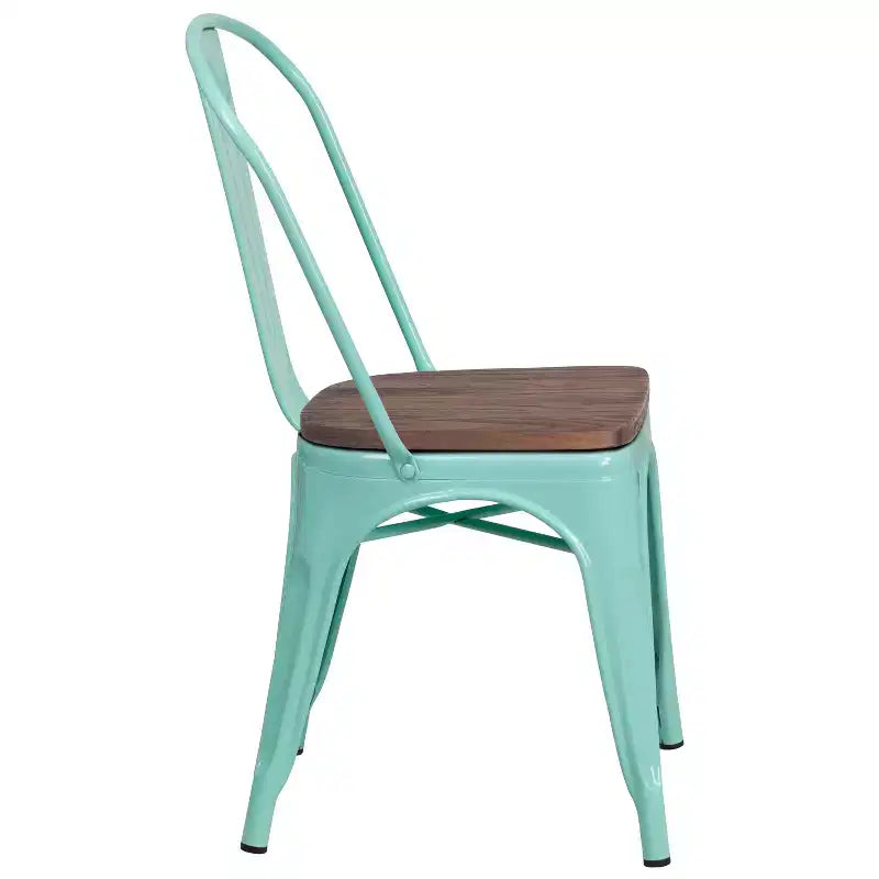 Chaise de salle à manger empilable en métal coloré avec assise en bois