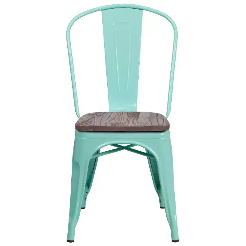 Chaise de salle à manger empilable en métal coloré avec assise en bois